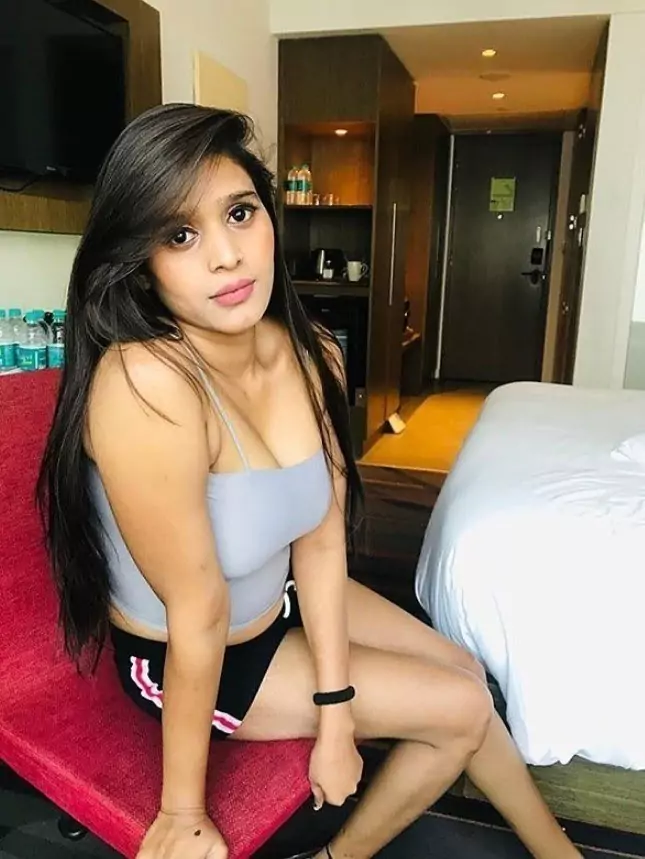 कॉल गर्ल्स सर्विस त्रिशूर